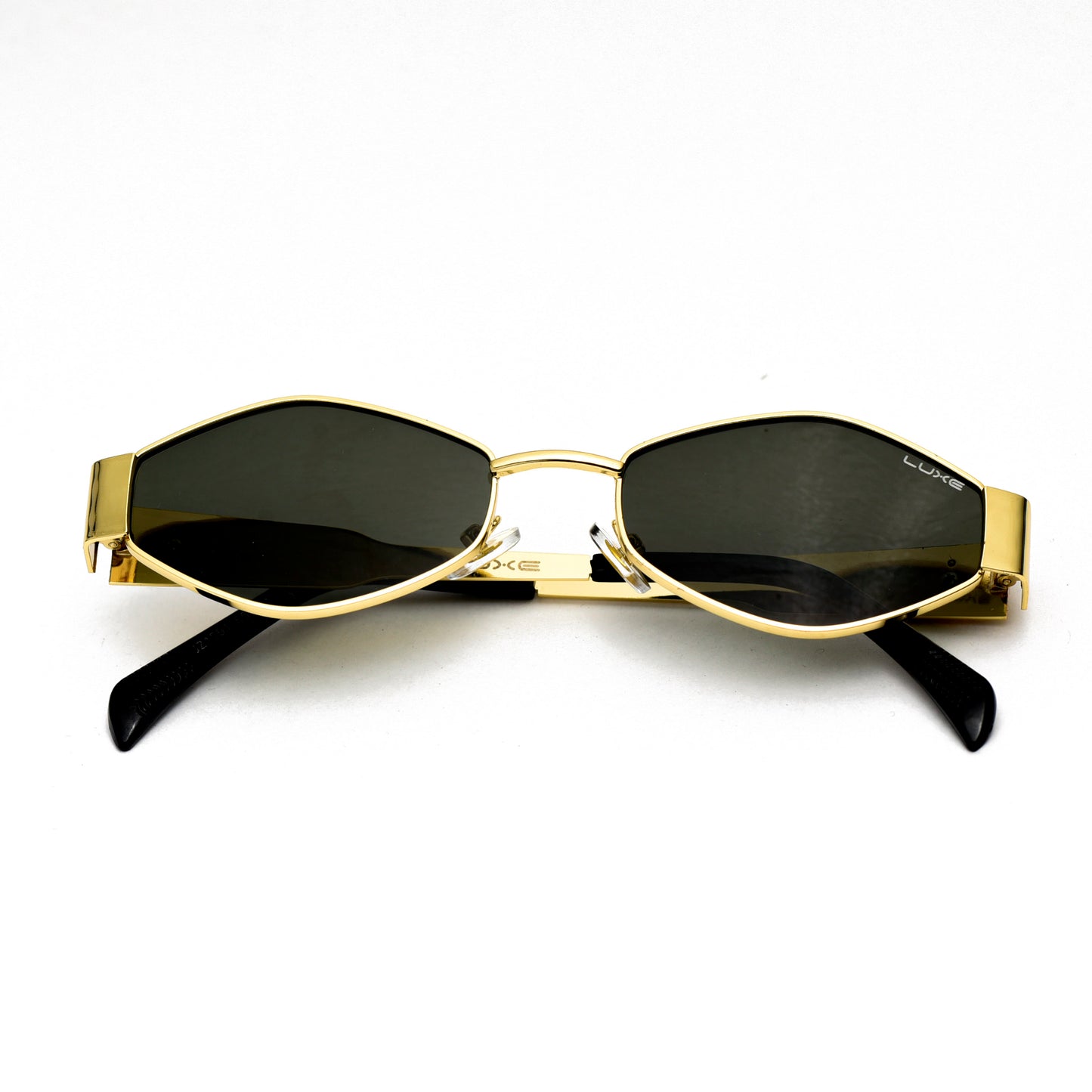 Polarised Geomatric Sunglasses for men and woman .