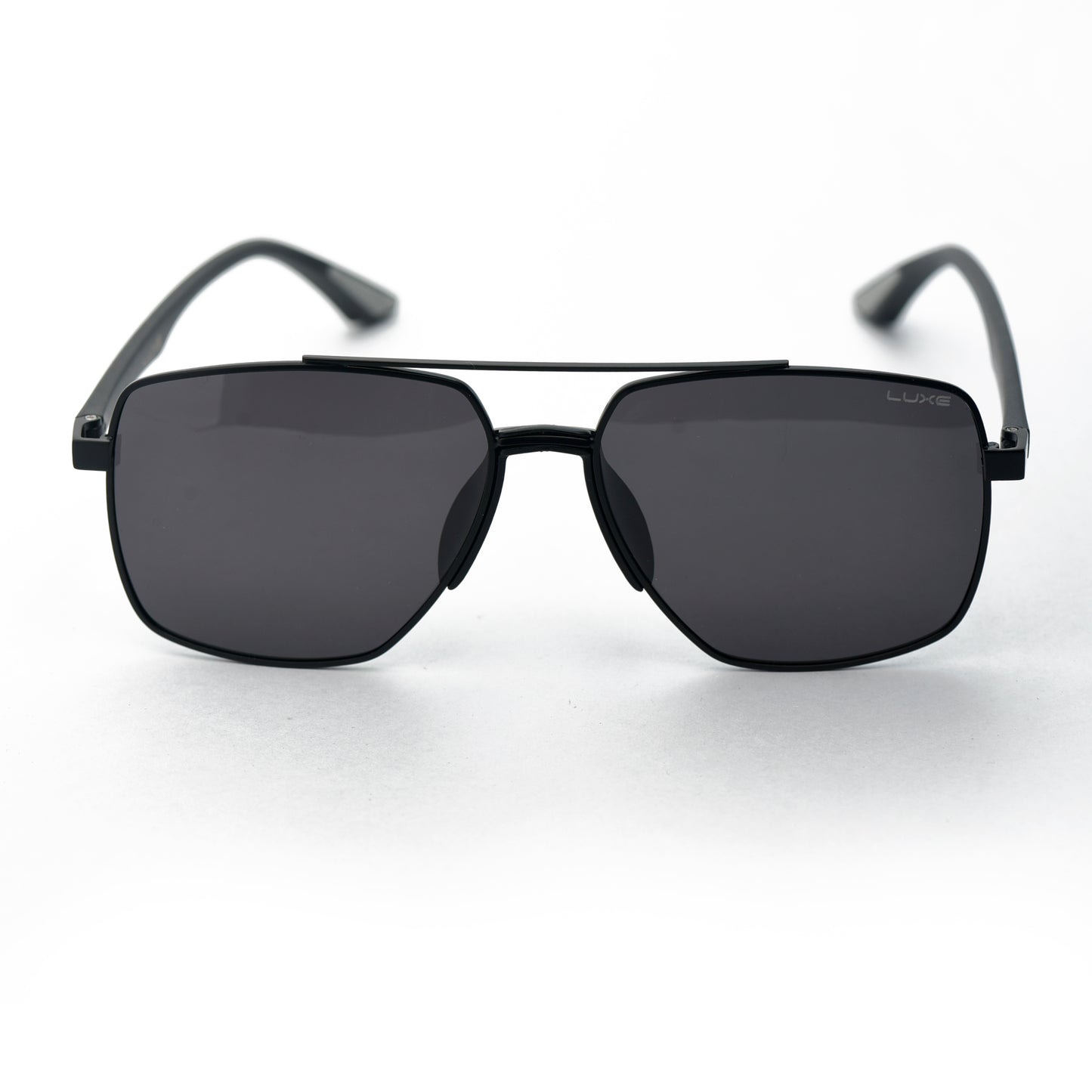 LUXE Matte Black Square Aviator Sunglasses – Bold Elegance Redefined