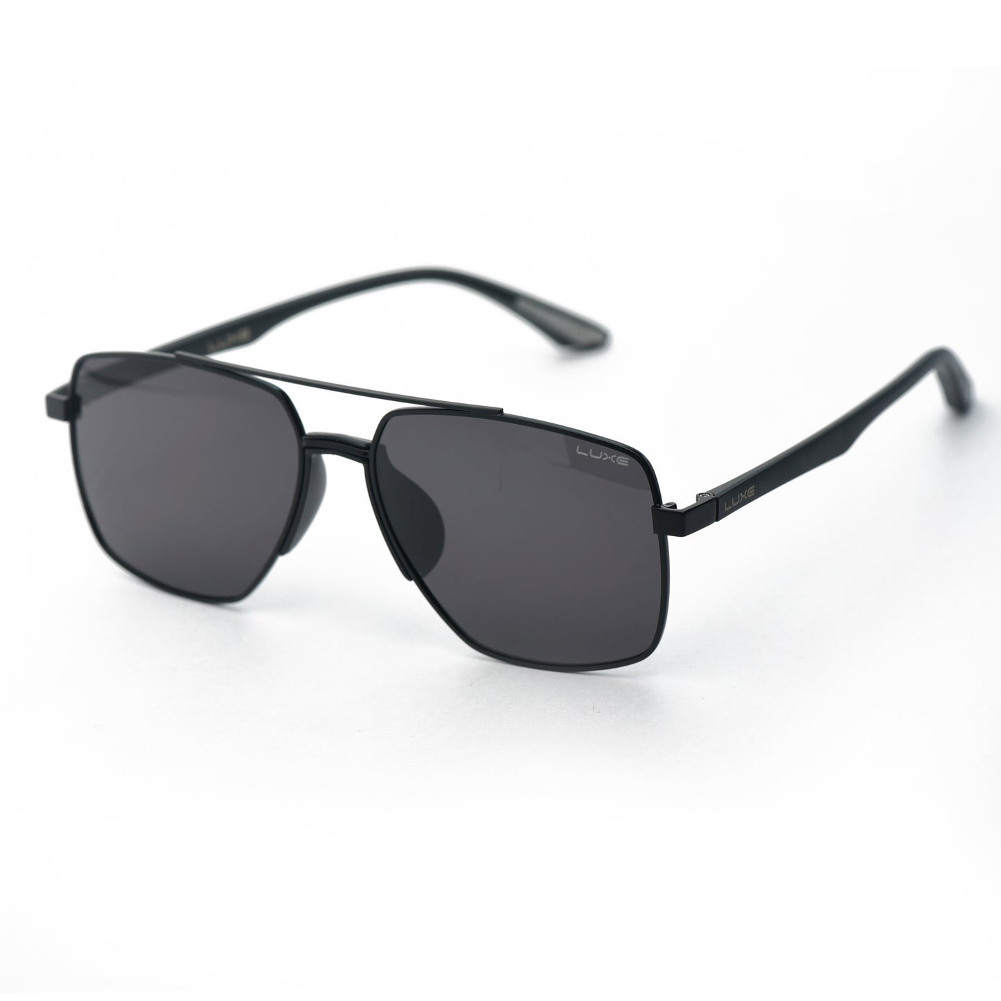 LUXE Matte Black Square Aviator Sunglasses – Bold Elegance Redefined