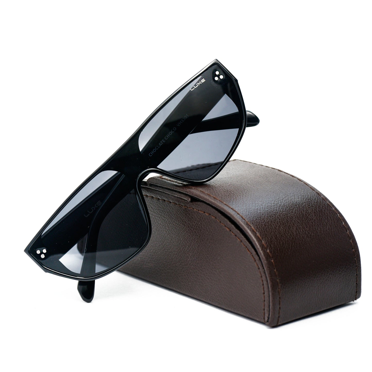 The Apex Visor: Bold Pattern, Maximum Coverage