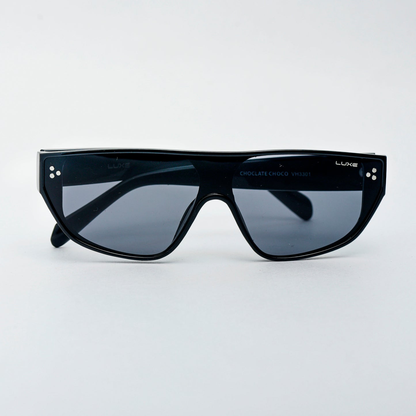 The Apex Visor: Bold Pattern, Maximum Coverage