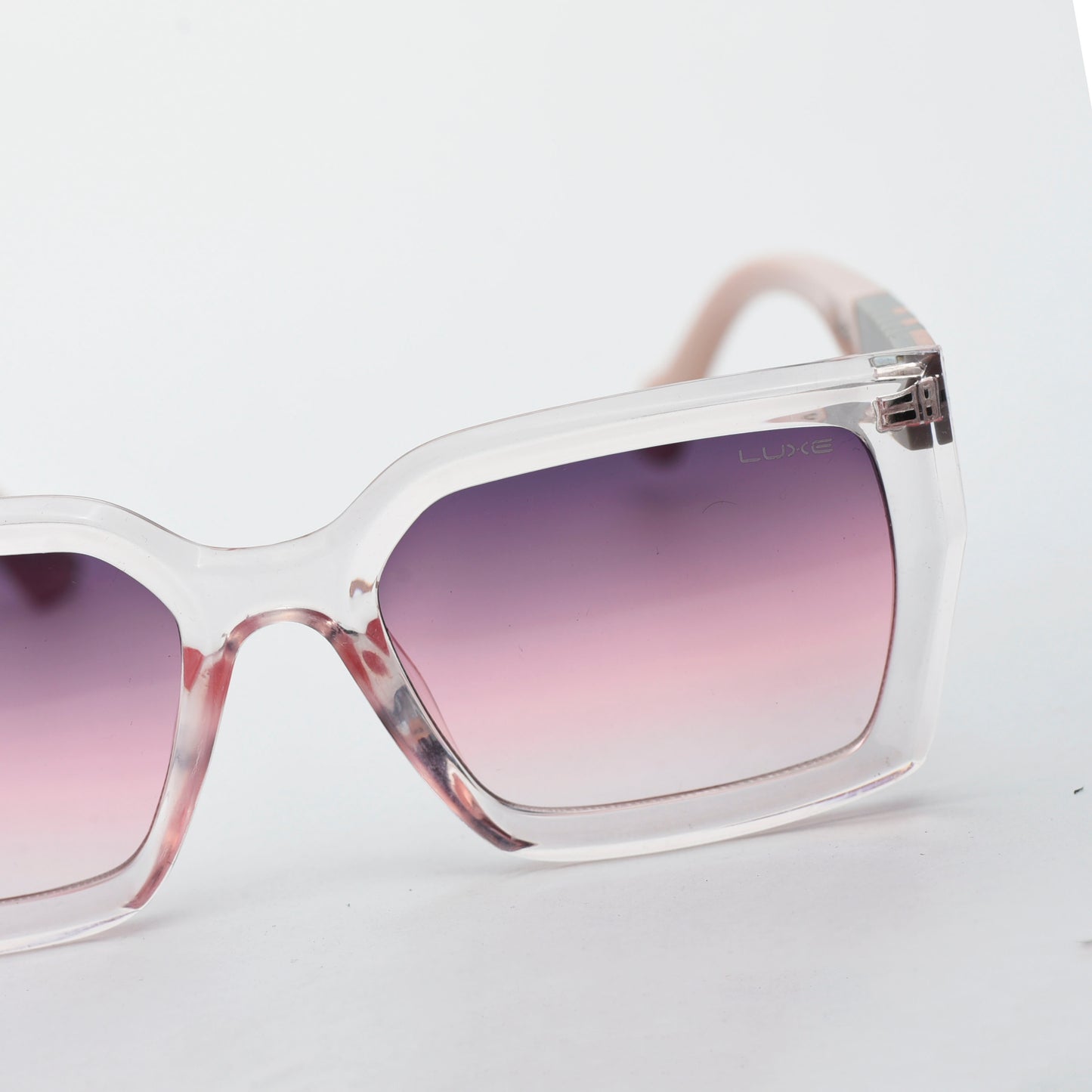 Luxe Shades "Pop Prism" - Bold Clear Frame Sunglasses with Striped Temples
