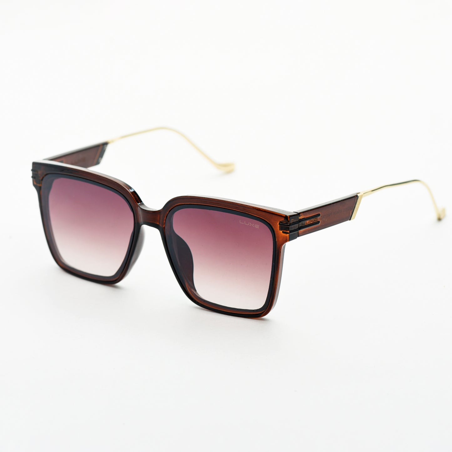 Classic Tortoise Shell Frame with Architected Temple Detailing