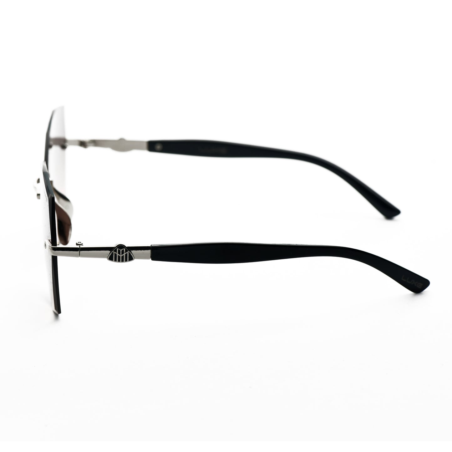 The Nude Palette: Subtle Luxury in Acetate