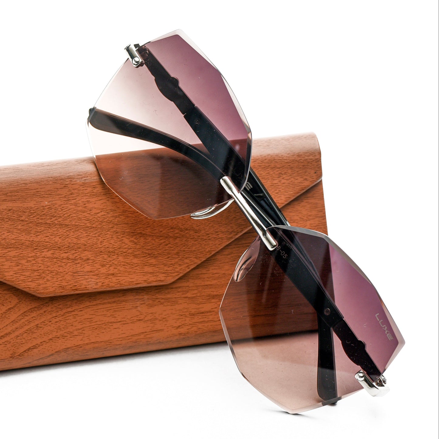 The Nude Palette: Subtle Luxury in Acetate